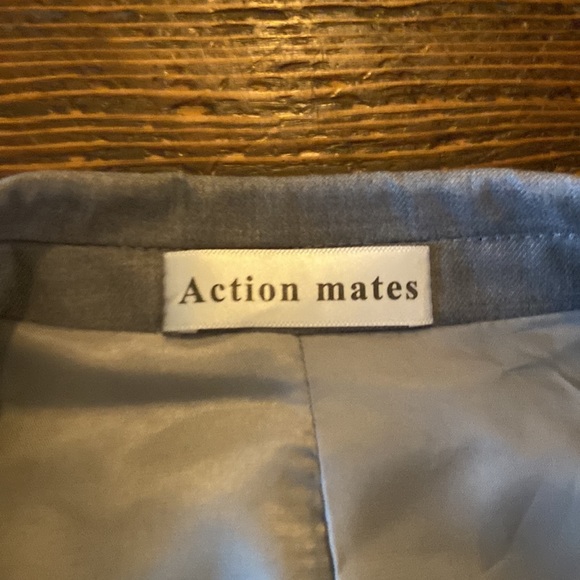 Action mates grey suit - Picture 3 of 7